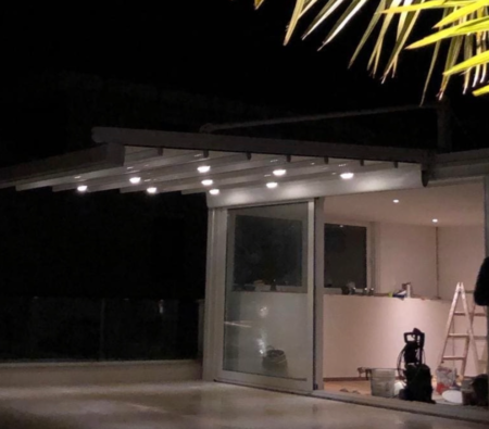 Posuvná hliníková pergola ERA HG - zastřešení terasy Pergola ERA HG se stahovací střechou