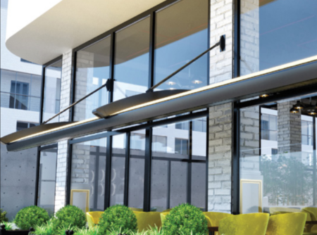 Posuvná hliníková pergola OMEGA - zastřešení terasy Pergola OMEGA se stahovací střechou