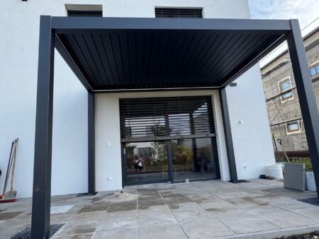 Bioklimatická pergola TAURUS Bioklimatická pergola TAURUS