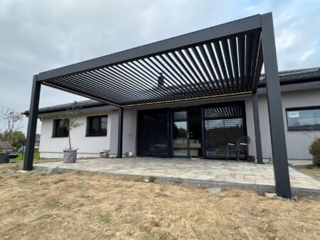 Bioklimatická pergola TAURUS Bioklimatická pergola TAURUS