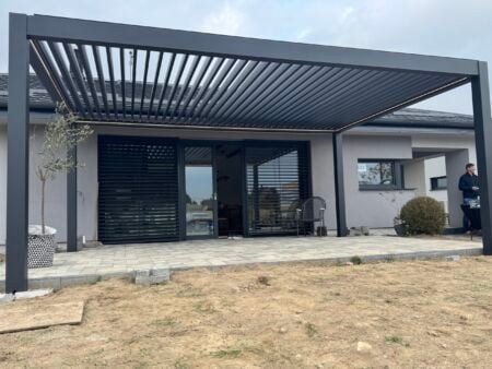 Bioklimatická pergola TAURUS Bioklimatická pergola TAURUS