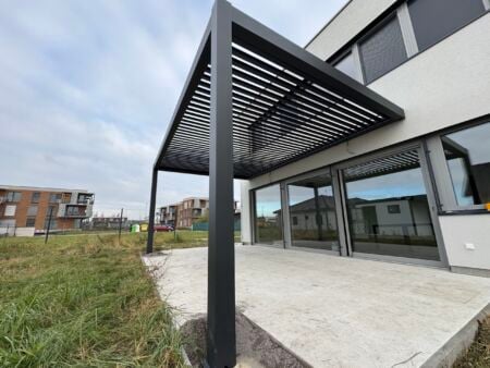 Bioklimatická pergola TAURUS Bioklimatická pergola TAURUS