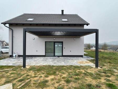 Bioklimatická pergola TAURUS Bioklimatická pergola TAURUS