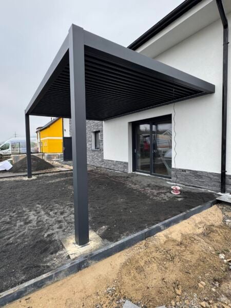 Bioklimatická pergola TAURUS Bioklimatická pergola TAURUS